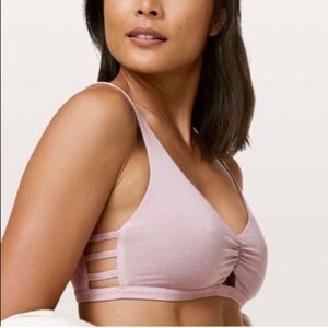 Lululemon Athletica Simply Gathered Bralette L